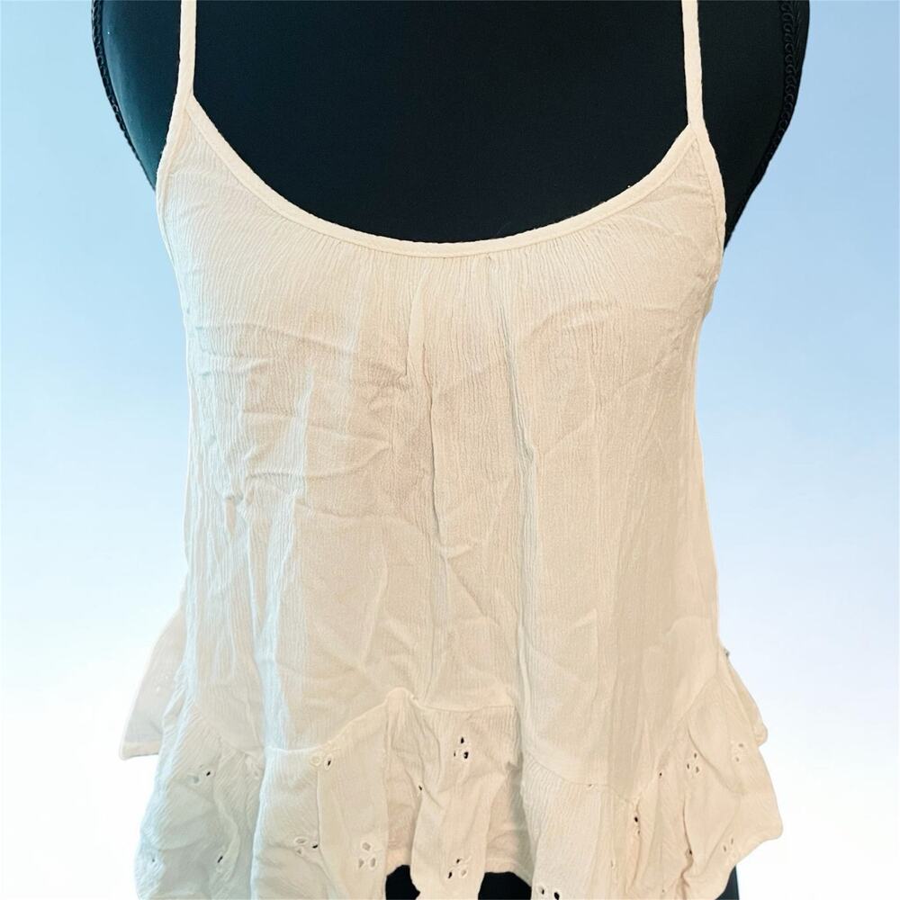 Juniors cropped Rue21 Tank Size Medium